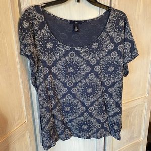 Blue, paisley t-shirt
